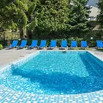 Hotel комплекс рай 3*