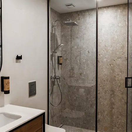 семеен рай מלון 3*