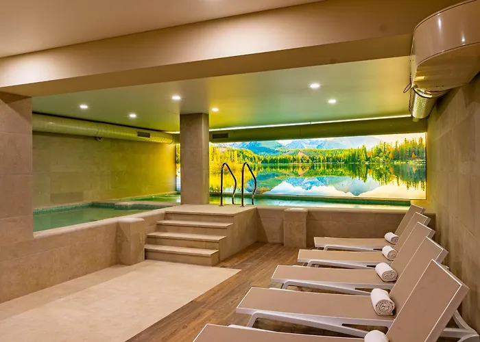 Hotel семеен рай 3*